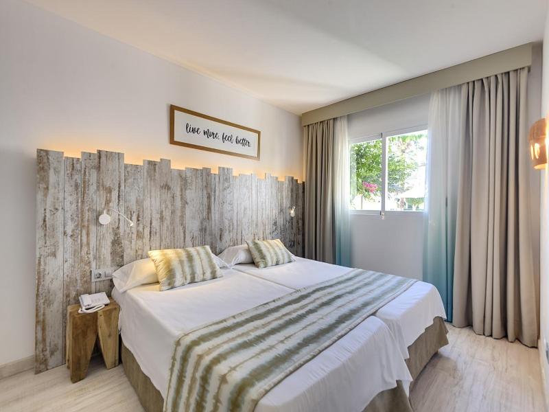 Alcudia Garden image