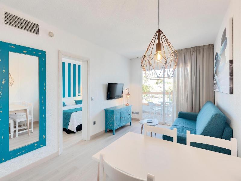 Alcudia Garden image