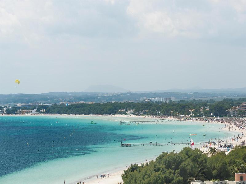 Alcudia Garden image