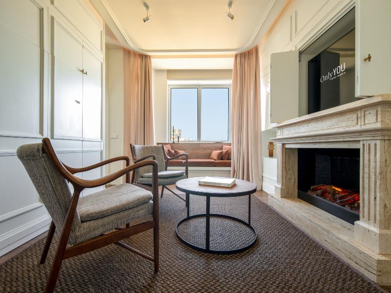 Only YOU Hotel Valencia image