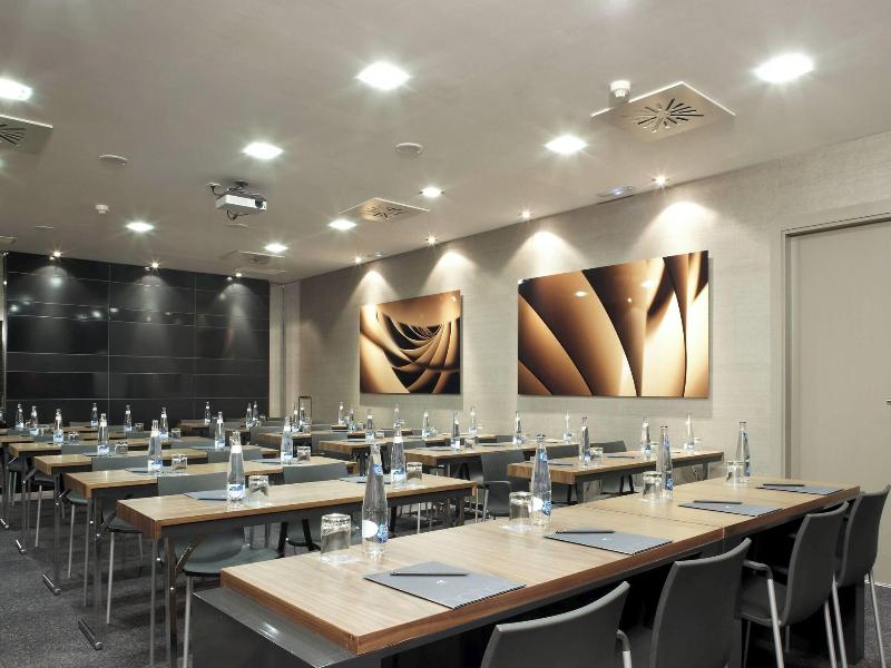 AC Barcelona Victoria Suites image