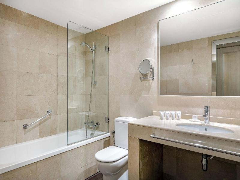 AC Barcelona Victoria Suites image