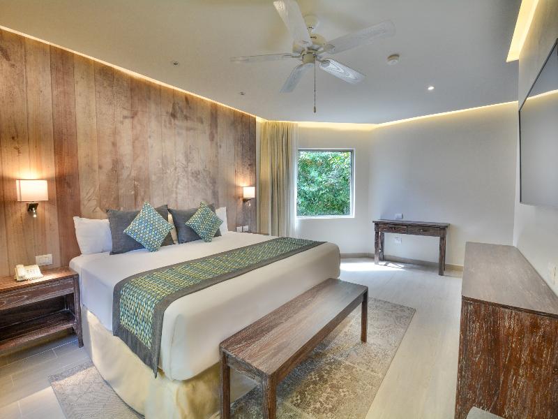 Sandos Caracol Nature Resort & Water Park All Incl image