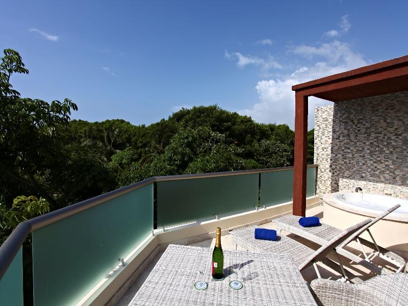 Sandos Caracol Nature Resort & Water Park All Incl image