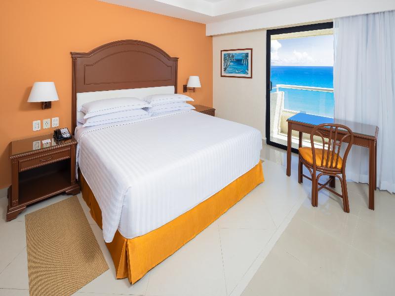 Occidental Tucancun image