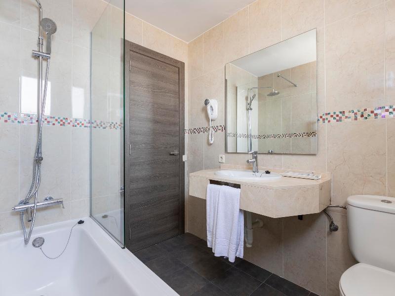 Hotel Palia Maria Eugenia image