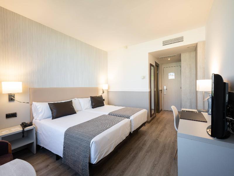 Catalonia Gran Hotel Verdi image