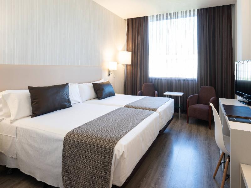 Catalonia Gran Hotel Verdi image
