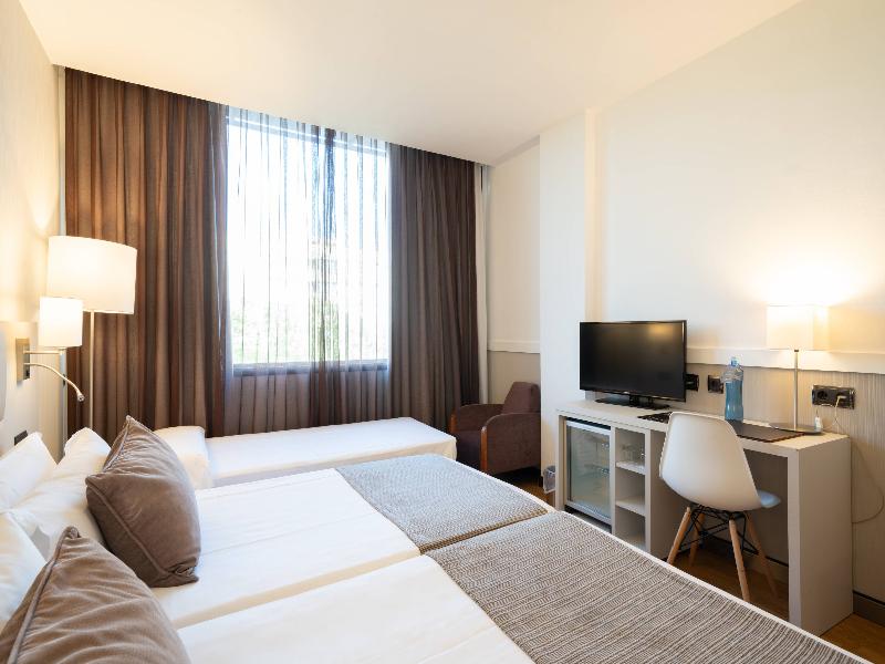 Catalonia Gran Hotel Verdi image