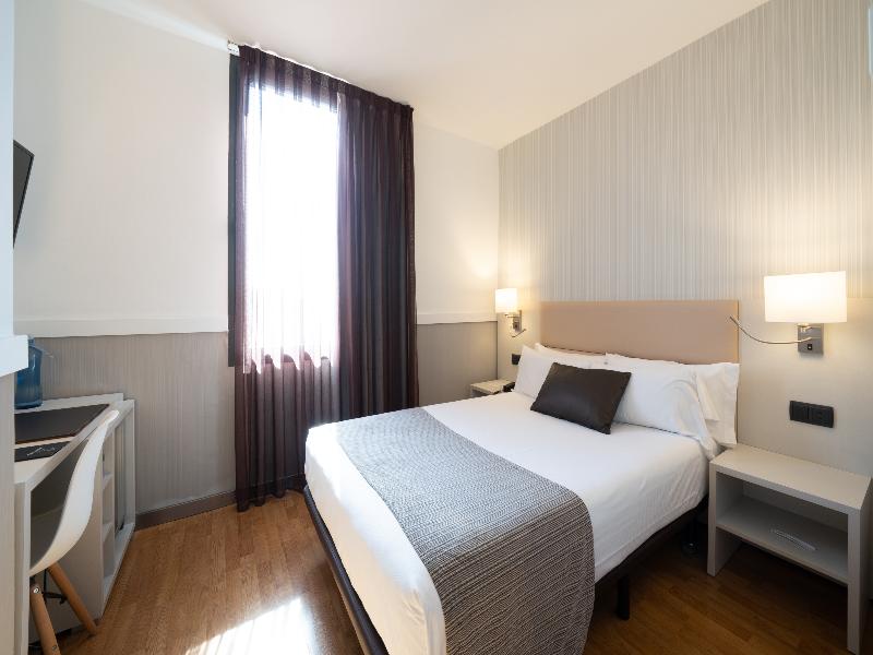 Catalonia Gran Hotel Verdi image