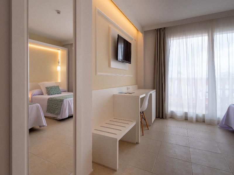 Gran Hotel Peñiscola image