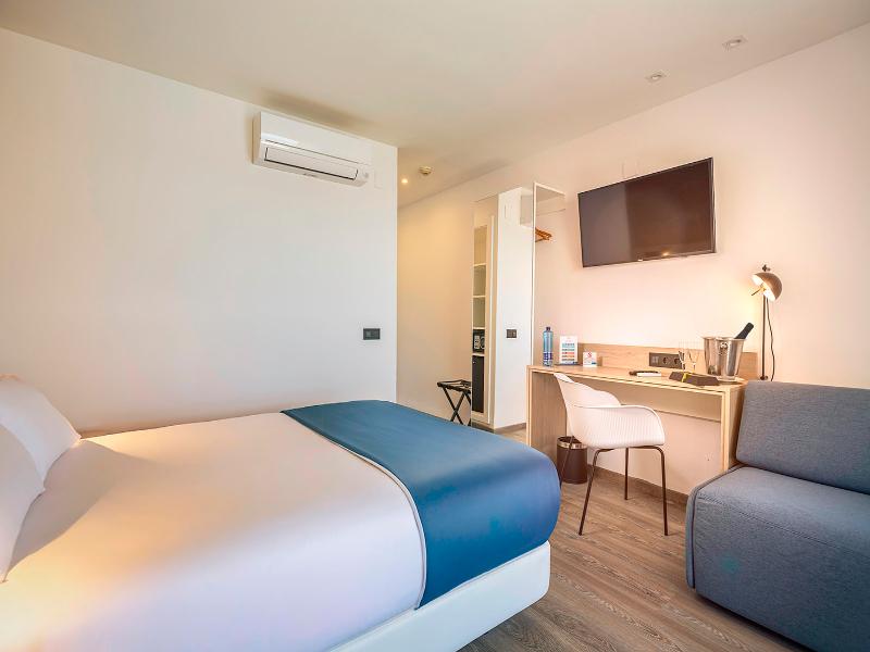 Gran Hotel Las Fuentes image