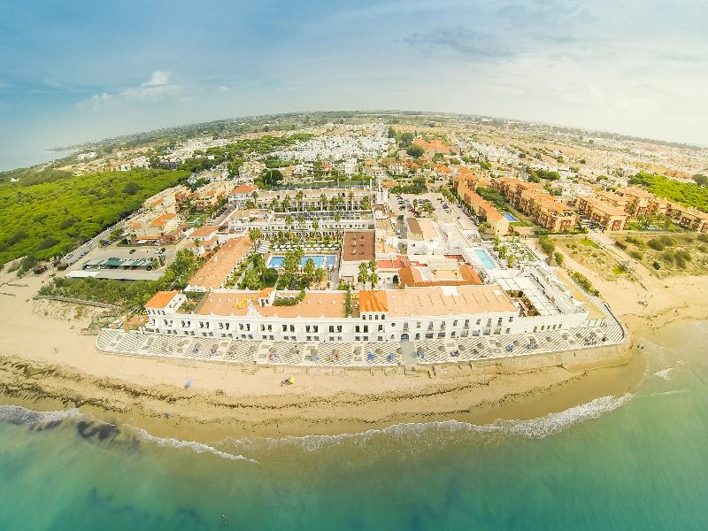 Playa de la Luz image