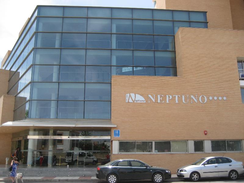 Aparthotel Neptuno