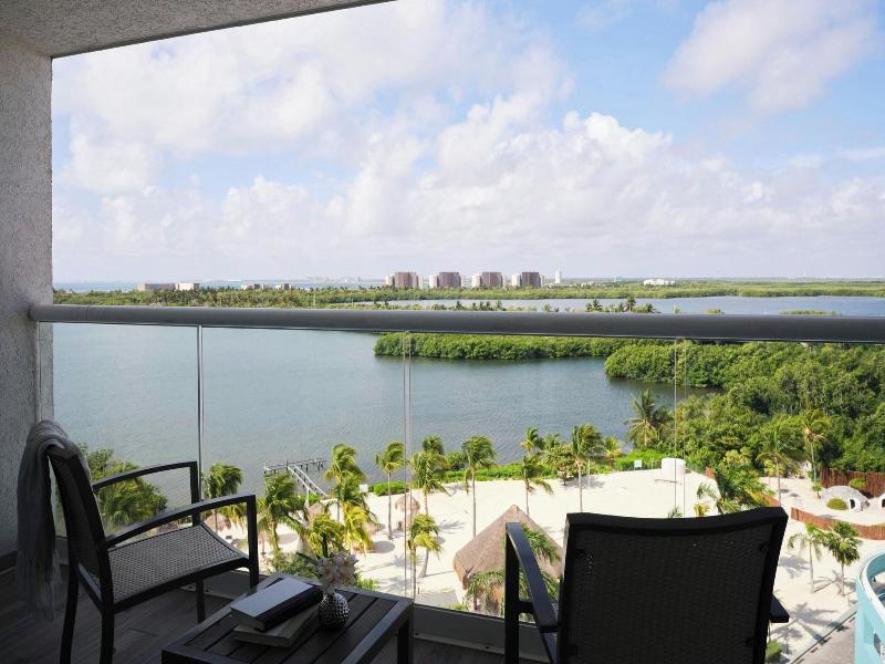 The Westin Resort & Spa Cancun image