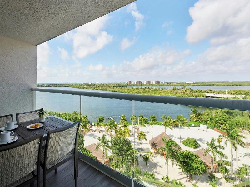 The Westin Resort & Spa Cancun image
