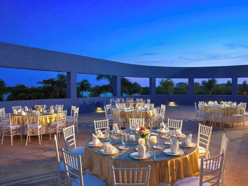 The Westin Resort & Spa Cancun image