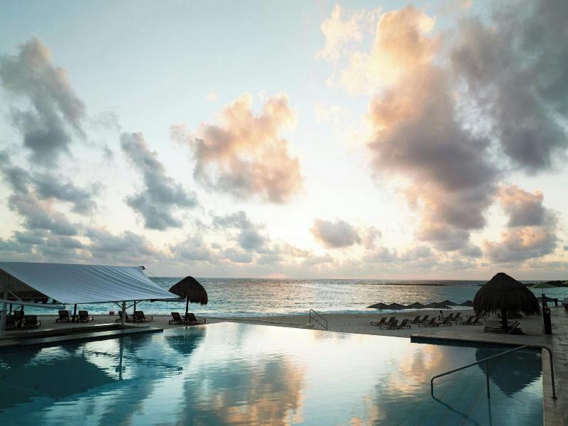 The Westin Resort & Spa Cancun image