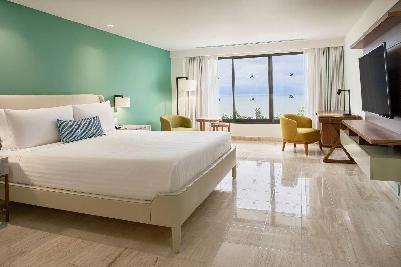 Casamagna Marriott Puerto Vallarta Resort & Spa