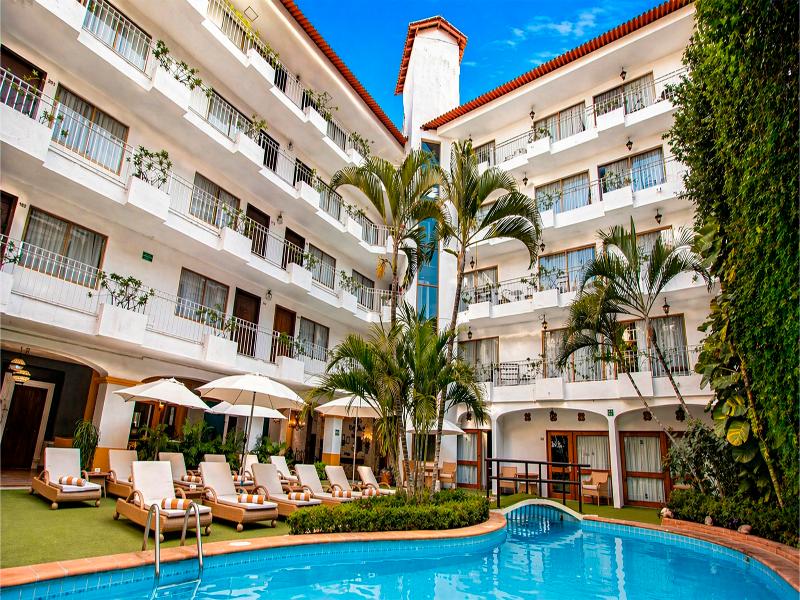 Los Arcos Suites image