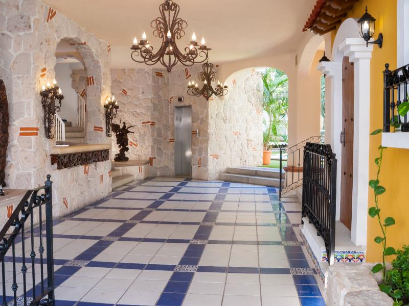 Los Arcos Suites — view