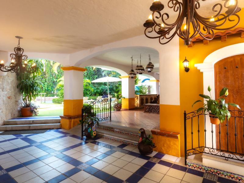 Los Arcos Suites — view