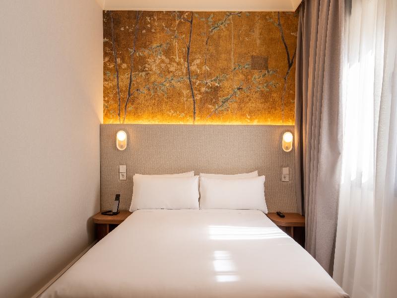 Petit Palace Cliper Gran Vía image