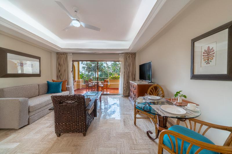 Velas Vallarta Suite Resort image