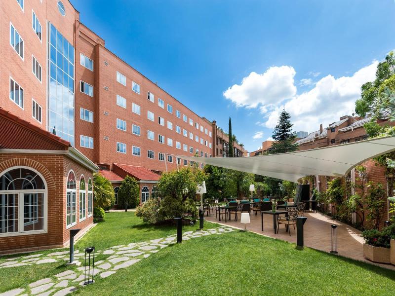 Rafaelhoteles Atocha image