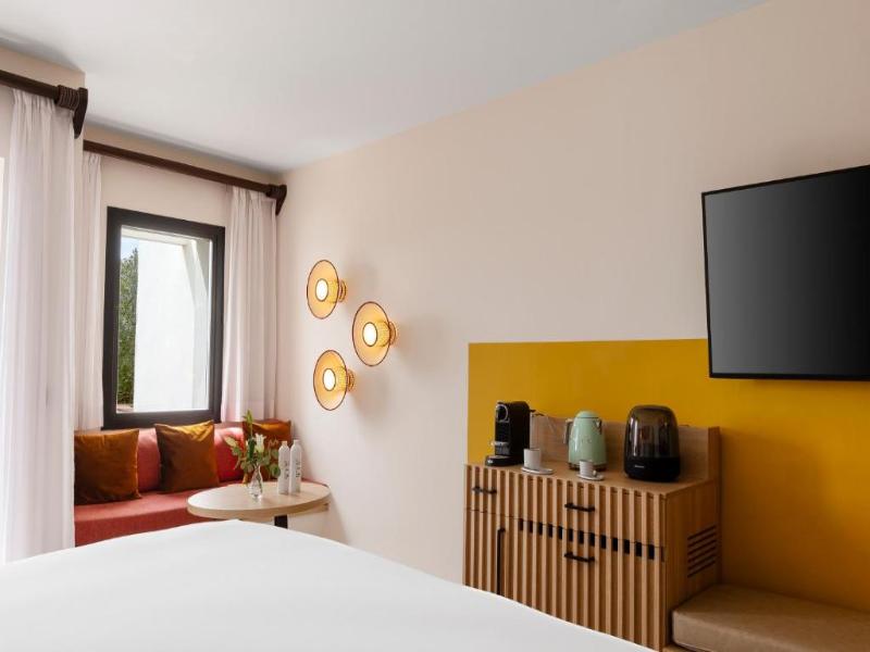 SO/ Sotogrande Spa & Golf Resort Hotel image