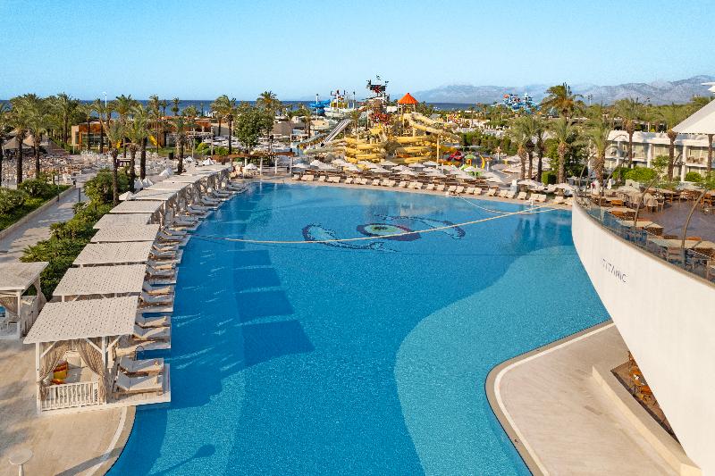 Titanic Beach & Resort Hotel Titanic Beach & Resort Hotel