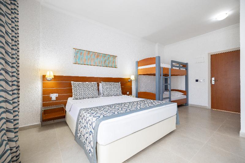 Club Sardunya & Petunya Hotel