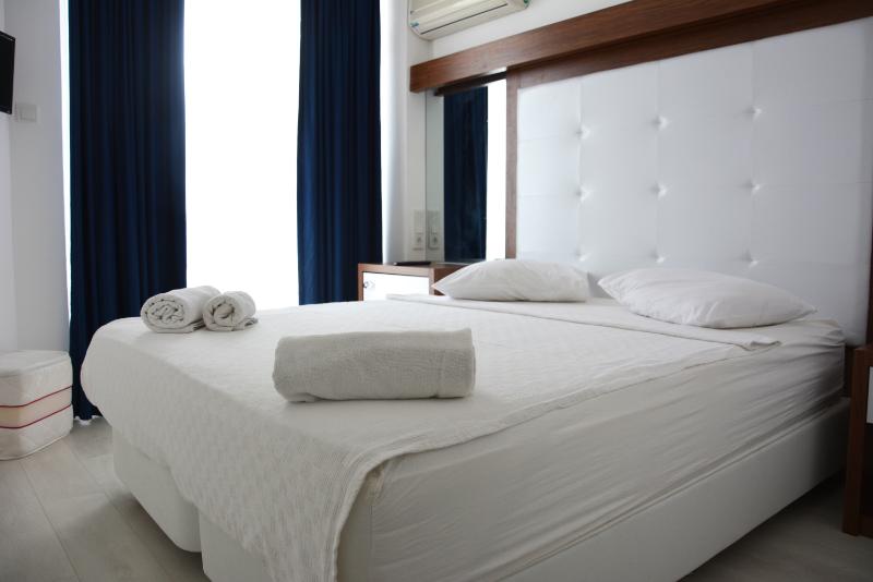 Jura Hotels Ada Beach Kusadasi image