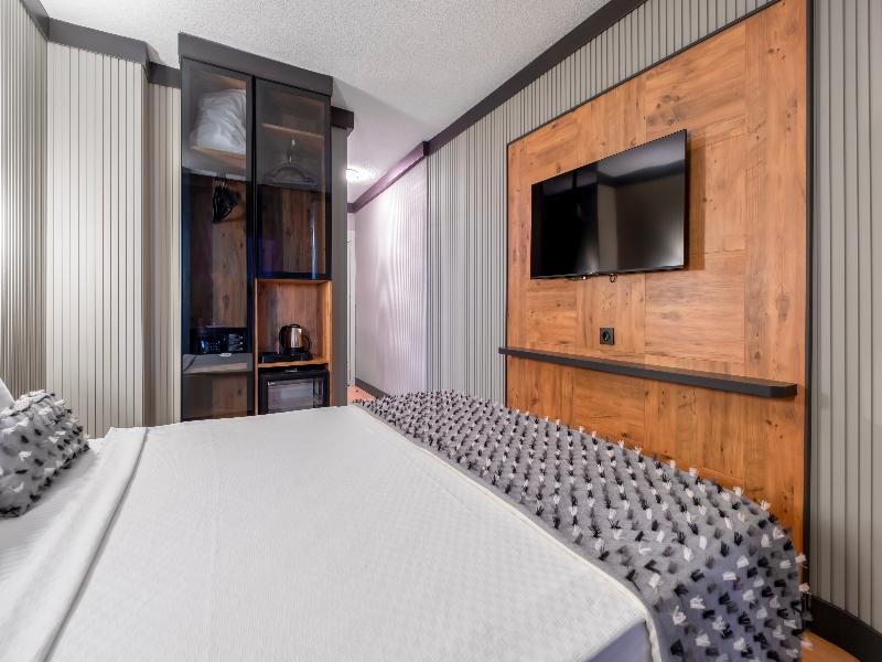 Jura Hotels Ada Beach Kusadasi image