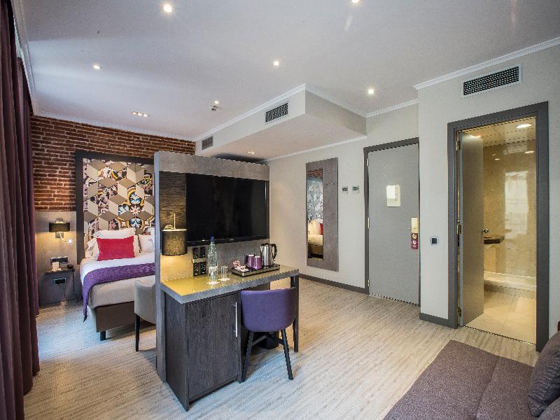 Leonardo Hotel Las Ramblas image