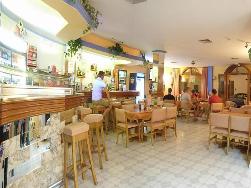 Marian Apartamentos image