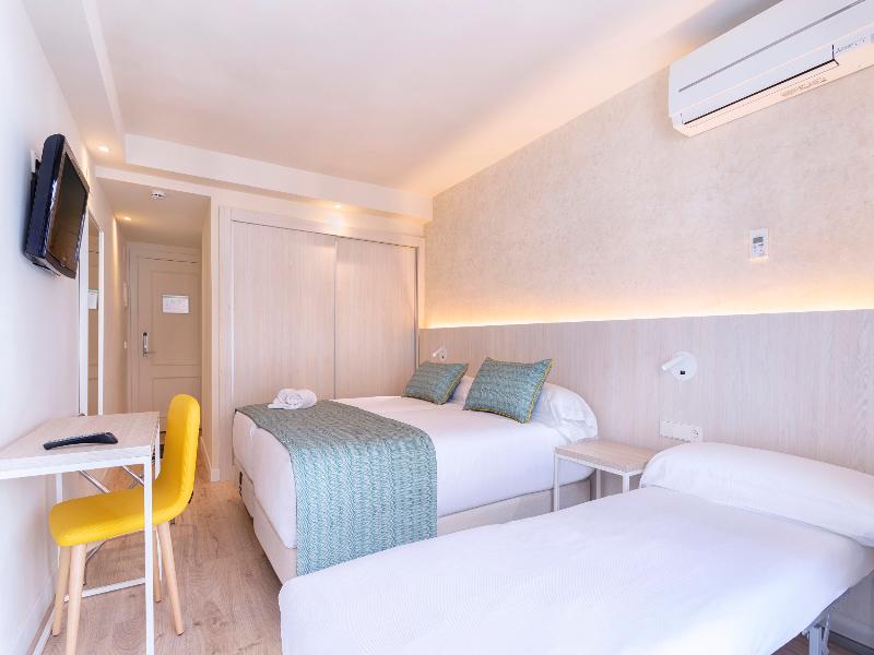 Hotel Palmasol image