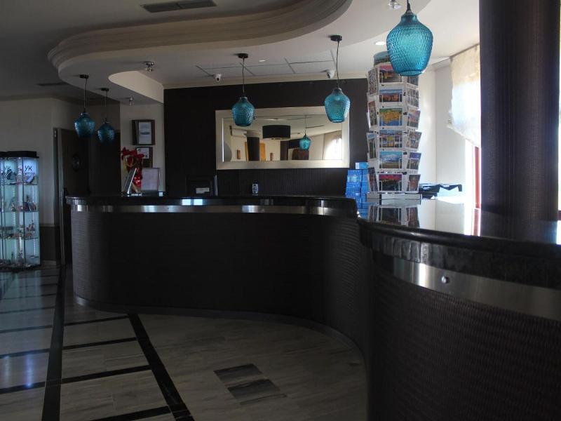 Hotel Reyes Ziries image