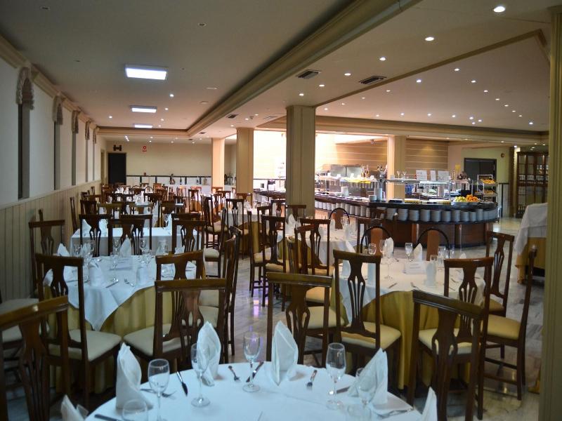 Hotel Reyes Ziries image