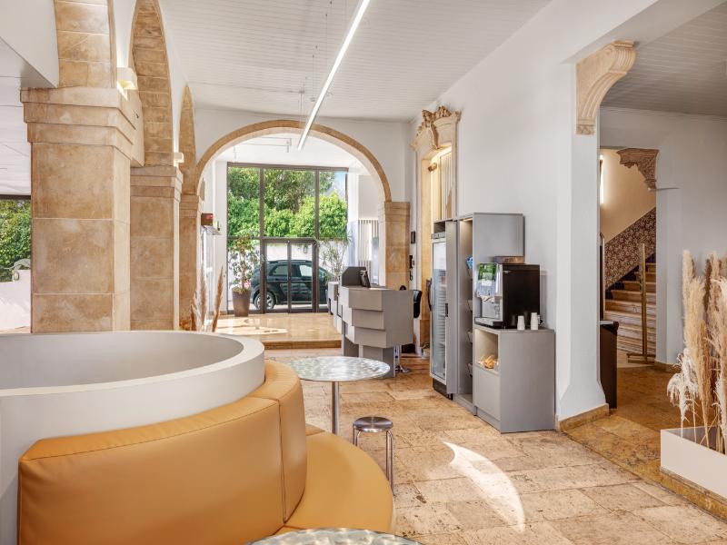 B&B HOTEL Sado Setúbal image