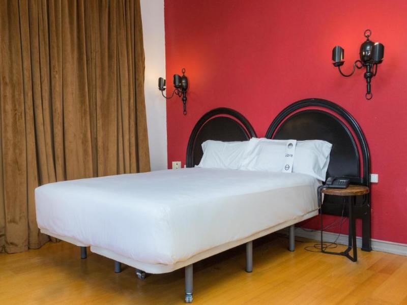B&B HOTEL Sado Setúbal image