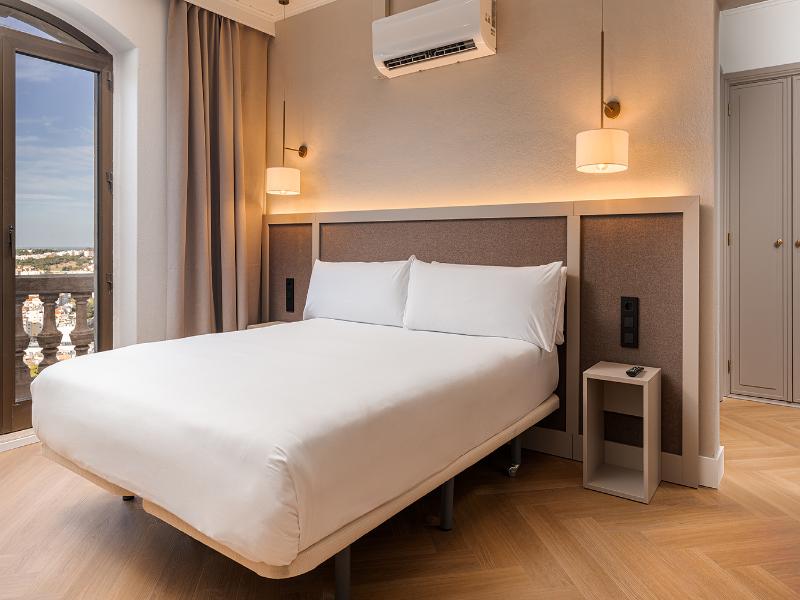 B&B HOTEL Sado Setúbal image