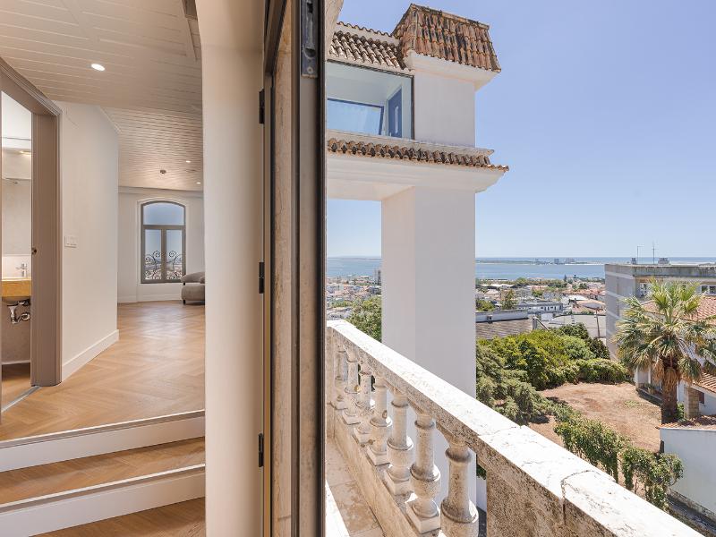 B&B HOTEL Sado Setúbal image