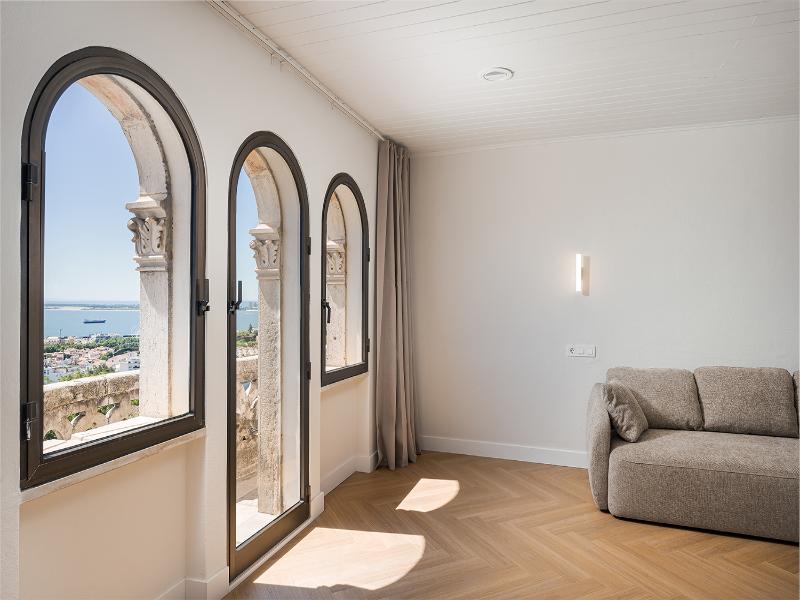 B&B HOTEL Sado Setúbal image