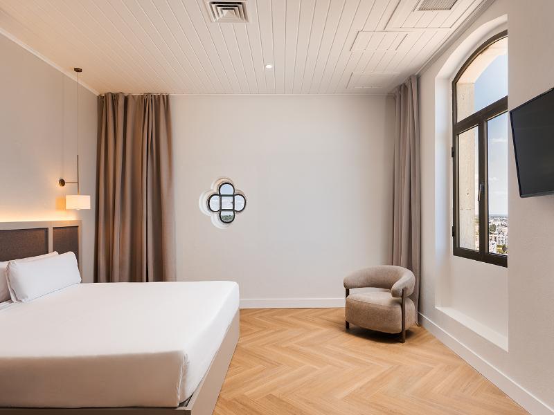 B&B HOTEL Sado Setúbal image
