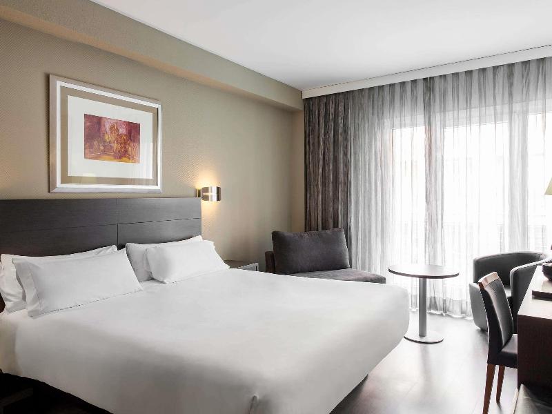 Mercure Madrid Centro image