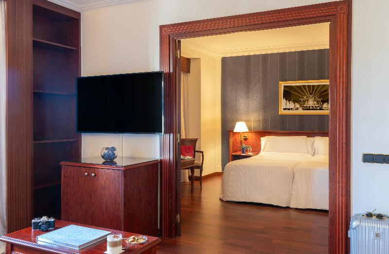 Stay in style at El Avenida Palace