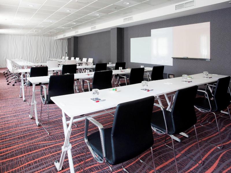 Marriott Hotel Madrid Auditorium image