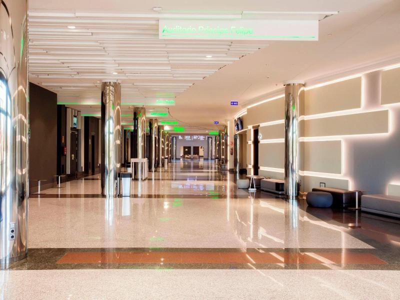Marriott Hotel Madrid Auditorium image