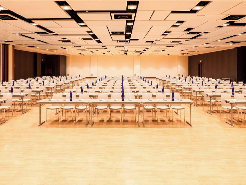Marriott Hotel Madrid Auditorium image